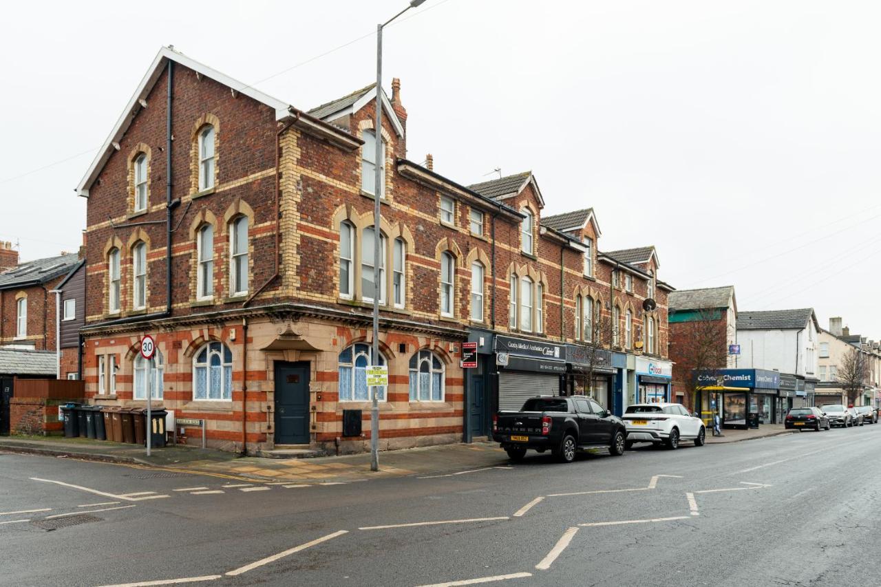 Crosby Apartments Liverpool Exterior photo