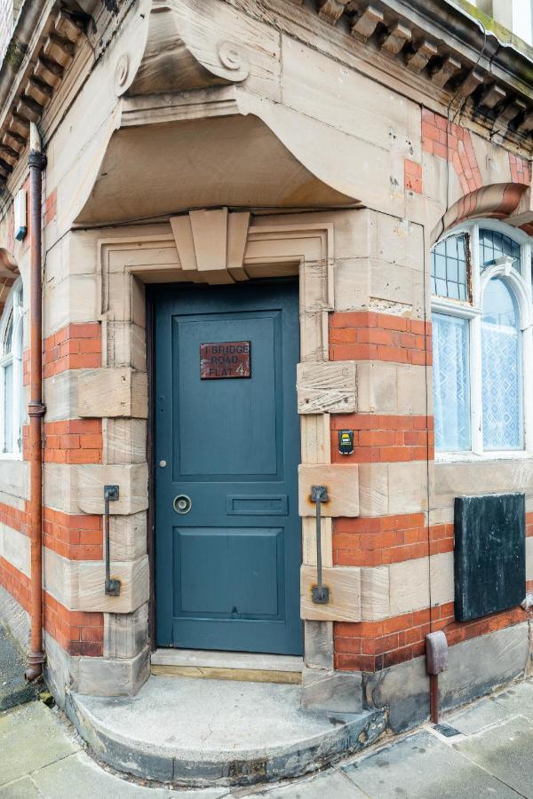 Crosby Apartments Liverpool Exterior photo